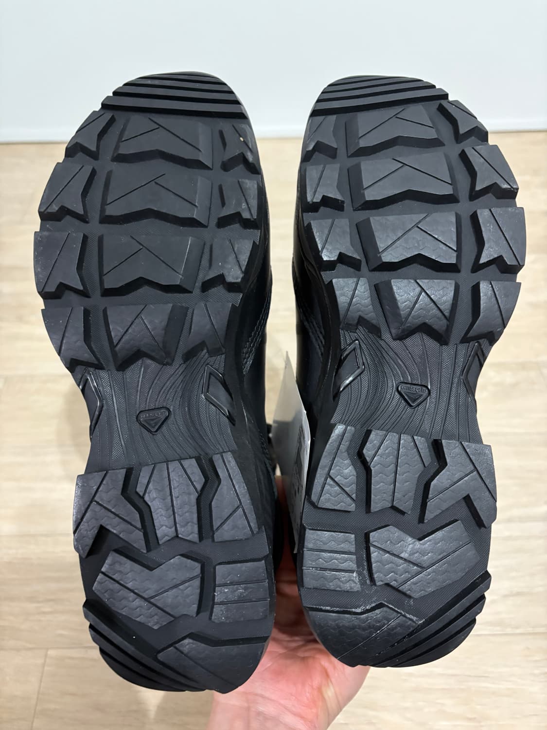 살로몬 salomon / 어반 정글 울트라 블랙 / 255 상품이미지6