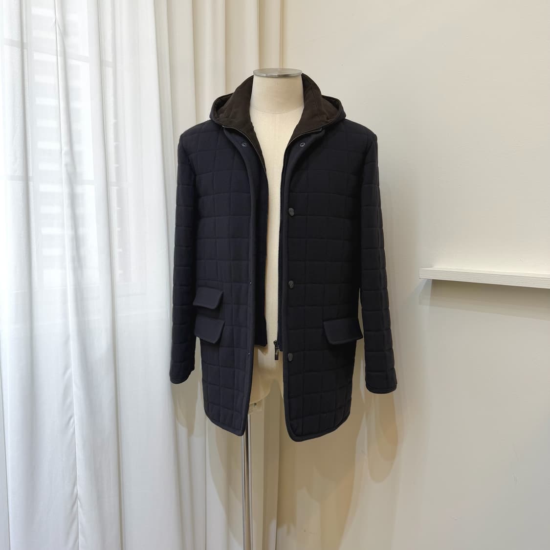 Corneliani ID 울캐시미어 퀼팅 후드 자켓 상품이미지5