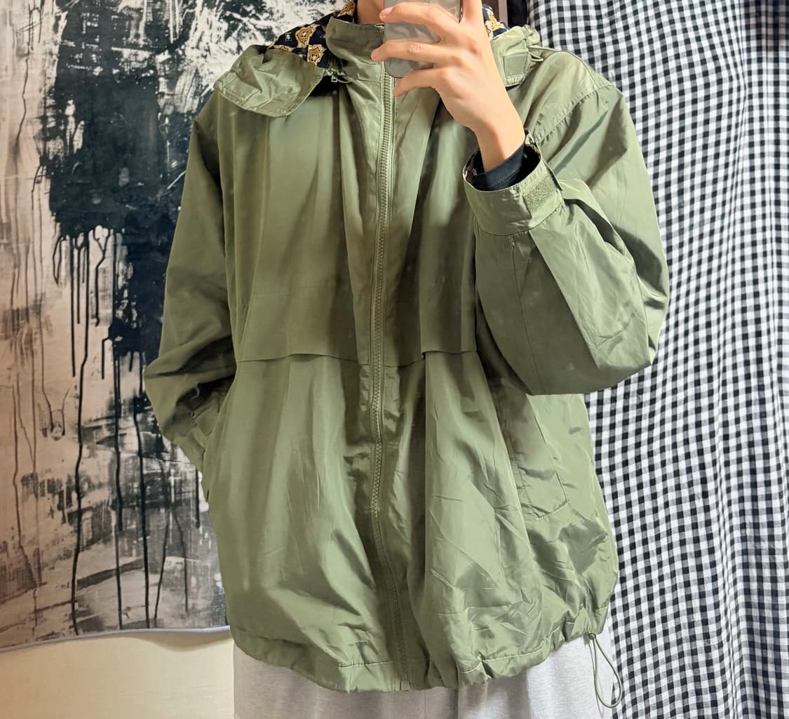 Titicaca kaki windbreaker 상품이미지1