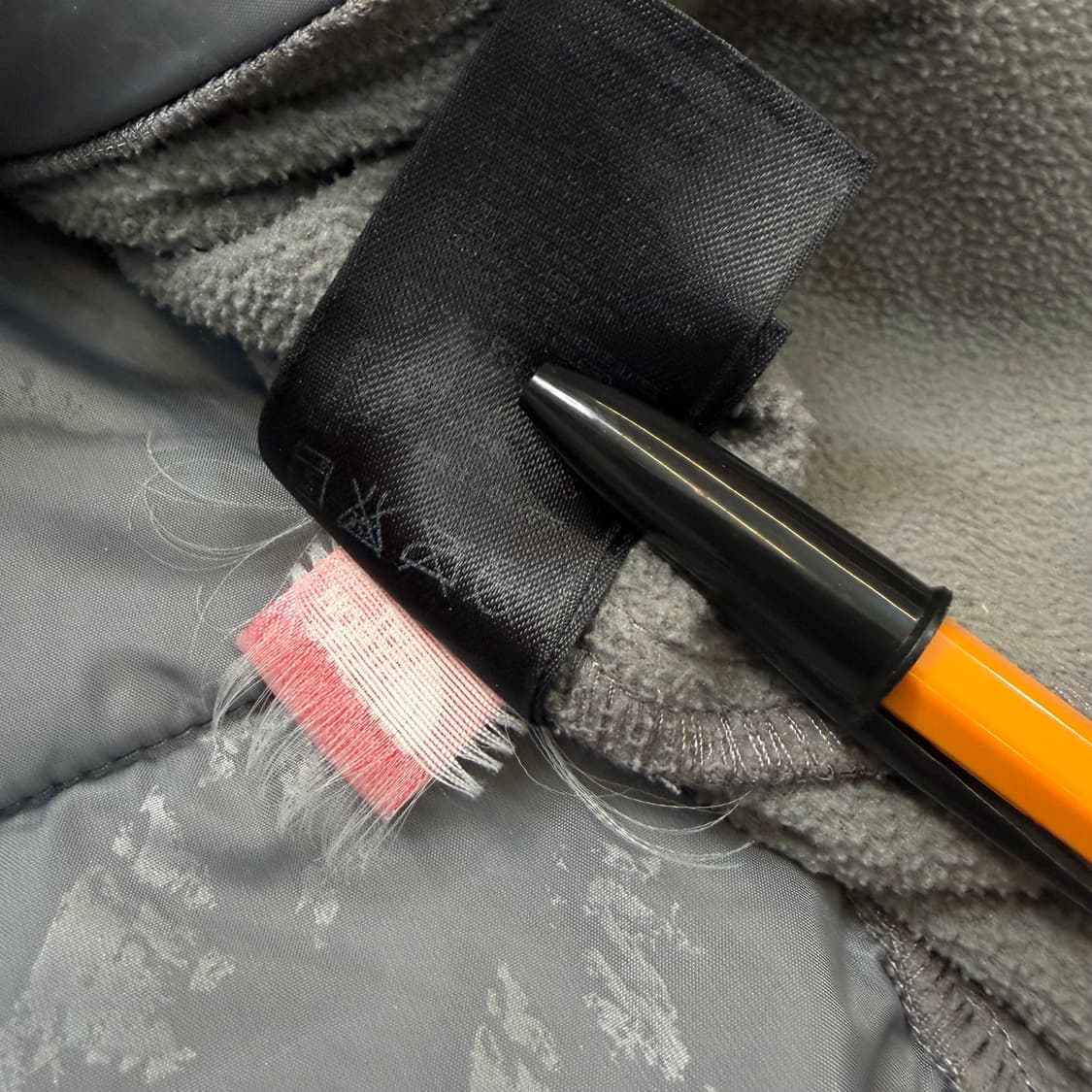 노스페이스 프리마로프트 경량 바림막이 패딩  상품이미지4