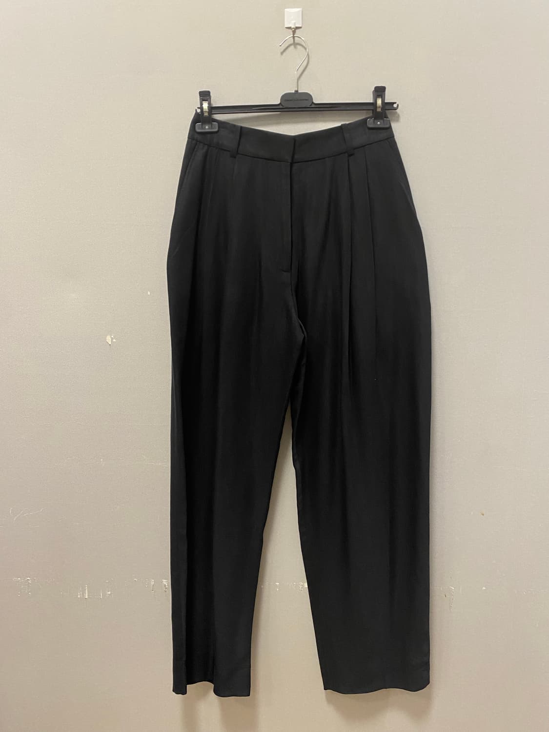 스튜디오니콜슨 투턱 비스코스 팬츠 0size 새상품 상품이미지1