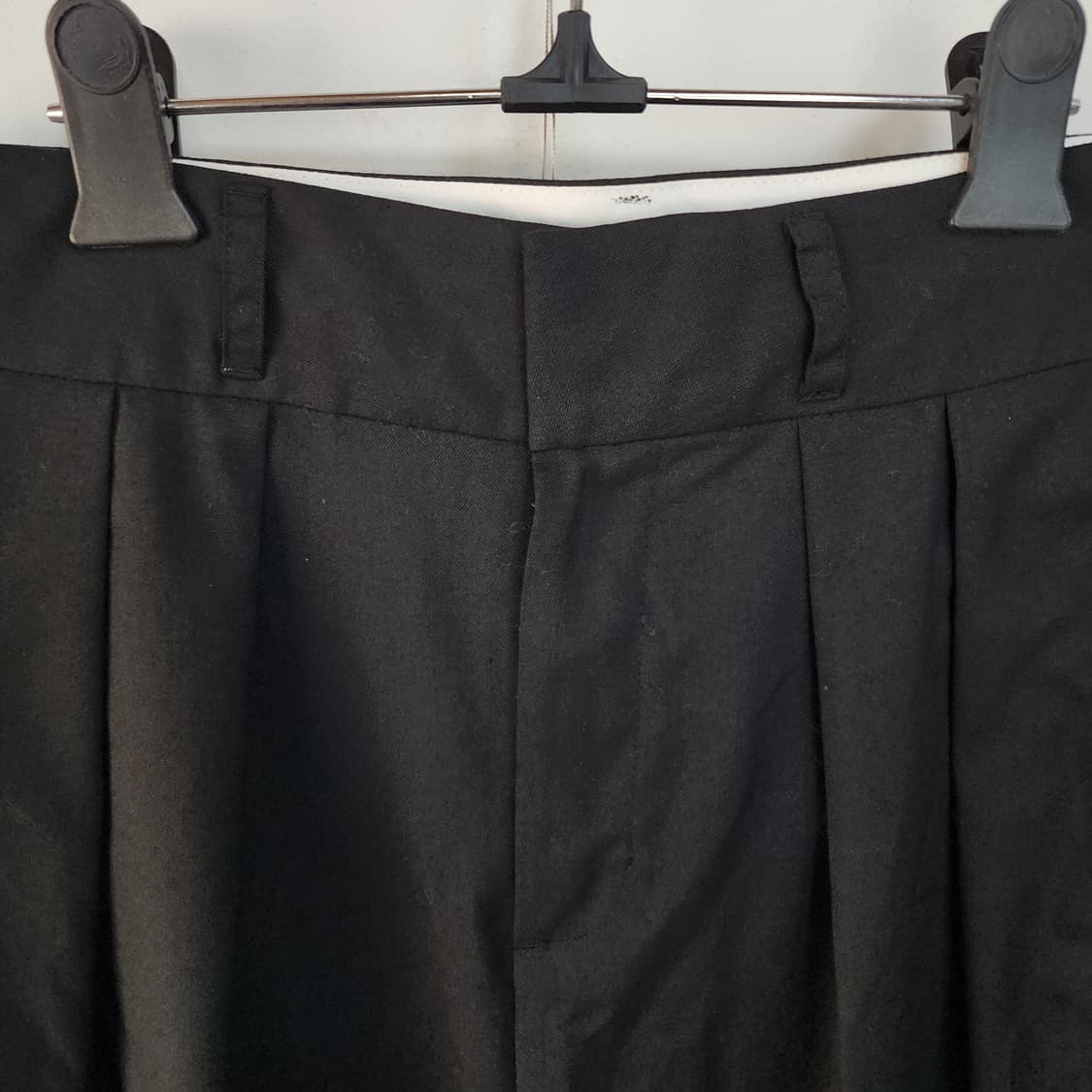 스튜디오 톰보이 검정색 플리츠 와이드 팬츠 상품이미지2