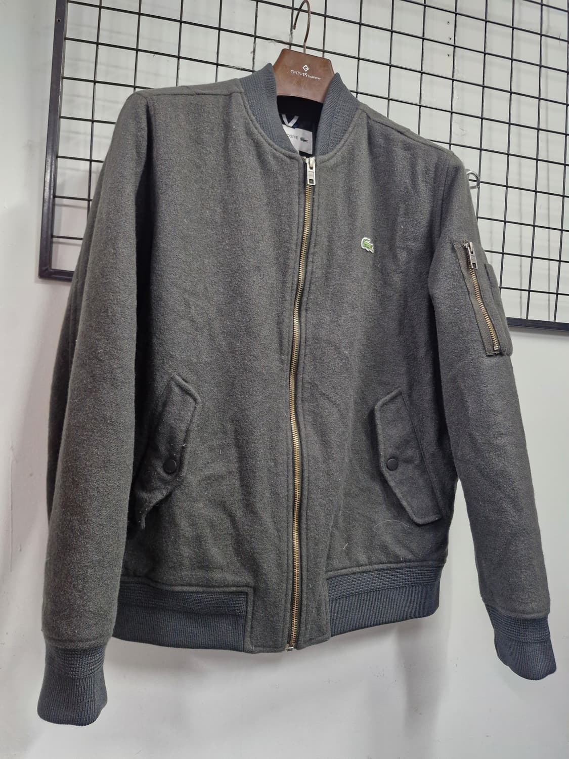 95-100L 라코스테 울 폴리에스터 봄버 자켓 카키. 상품이미지2