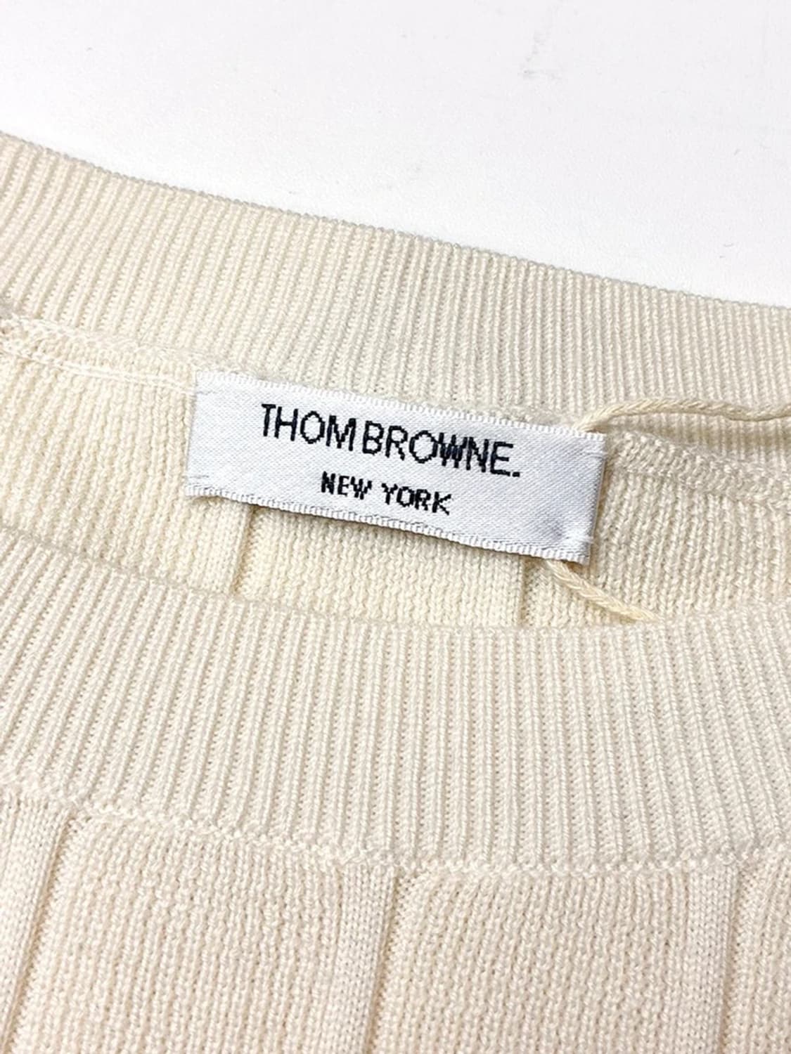 톰브라운 이태리 울 오리지널 니트 PN5620    상품이미지7