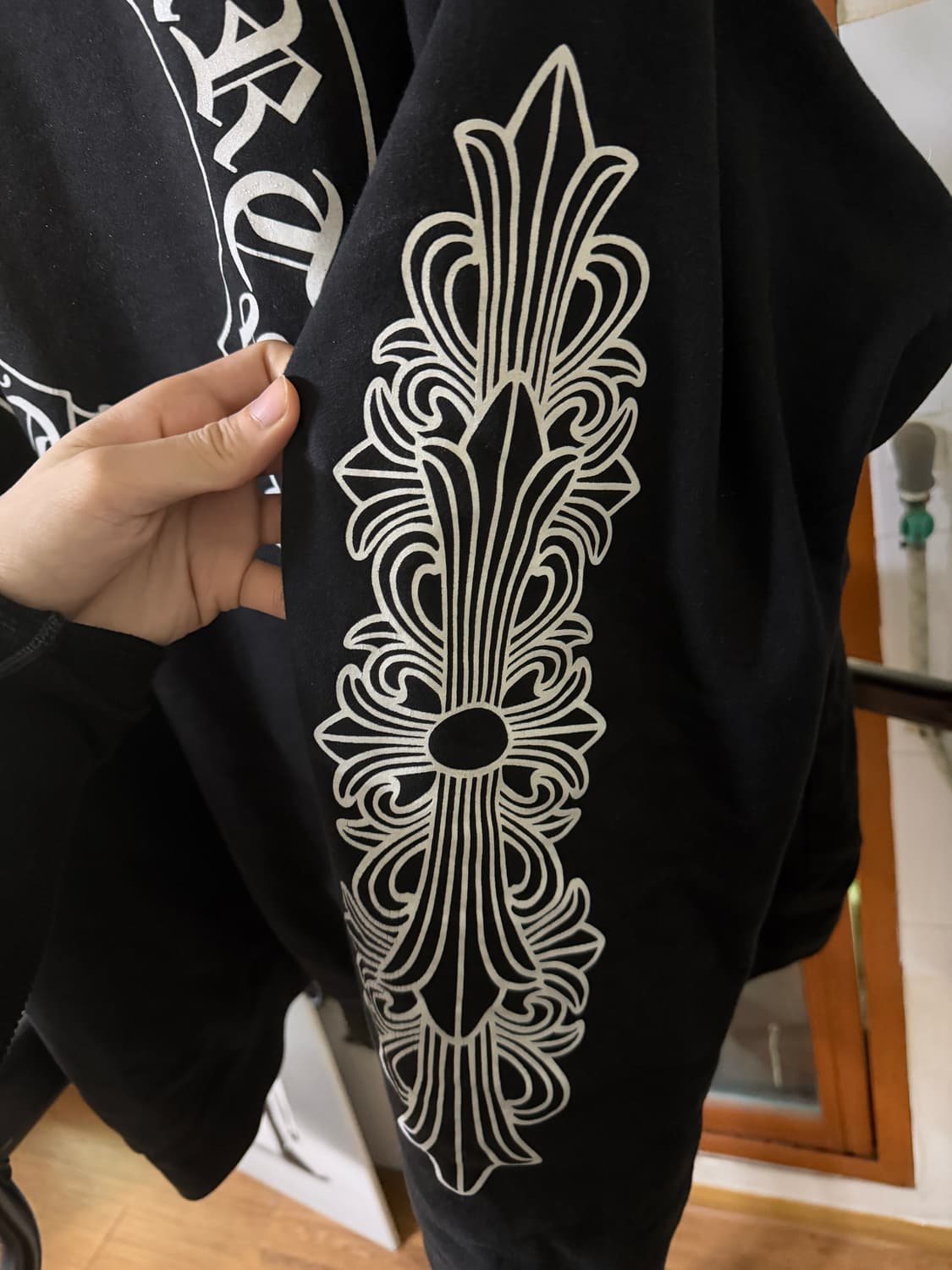 크롬하츠 홀스슈 플로랄 헤비웨이트 집업 후드 블랙 xxl 상품이미지4