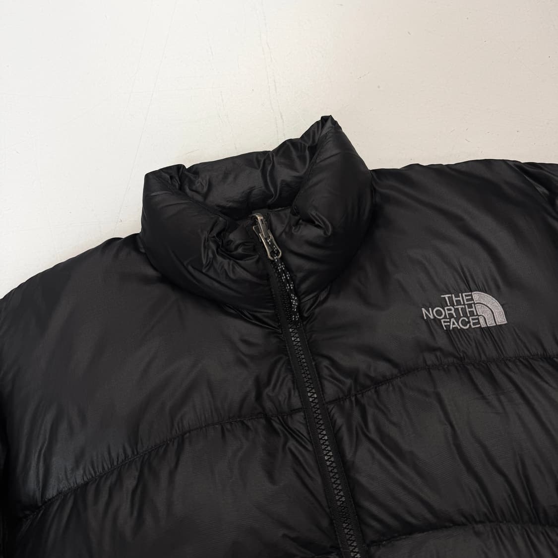 노스페이스 고프코어 써밋시리즈 유광 덕다운 경량패딩 상품이미지3