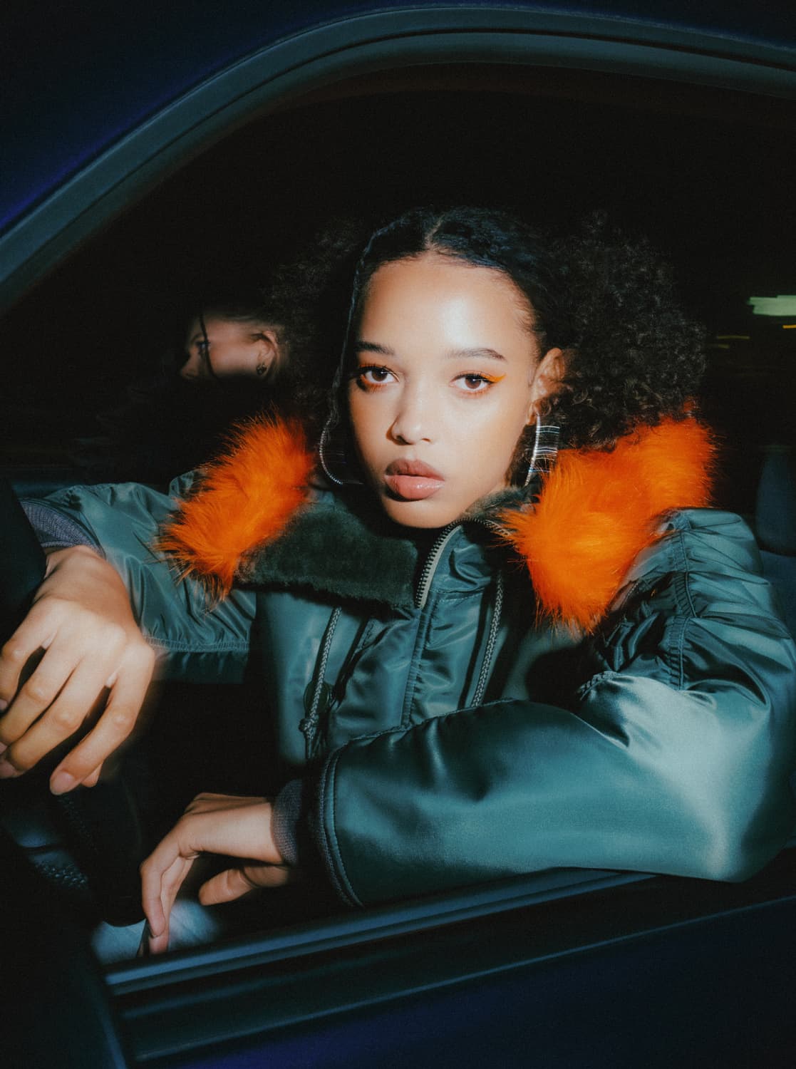 알파 인더스트리 x x-girl 엑스걸 숏 n2b 카키 s 상품이미지2