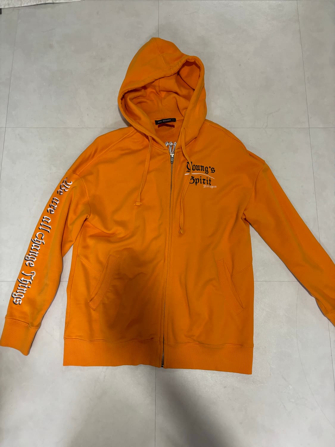 버카루 자수 후드집업 상품이미지2