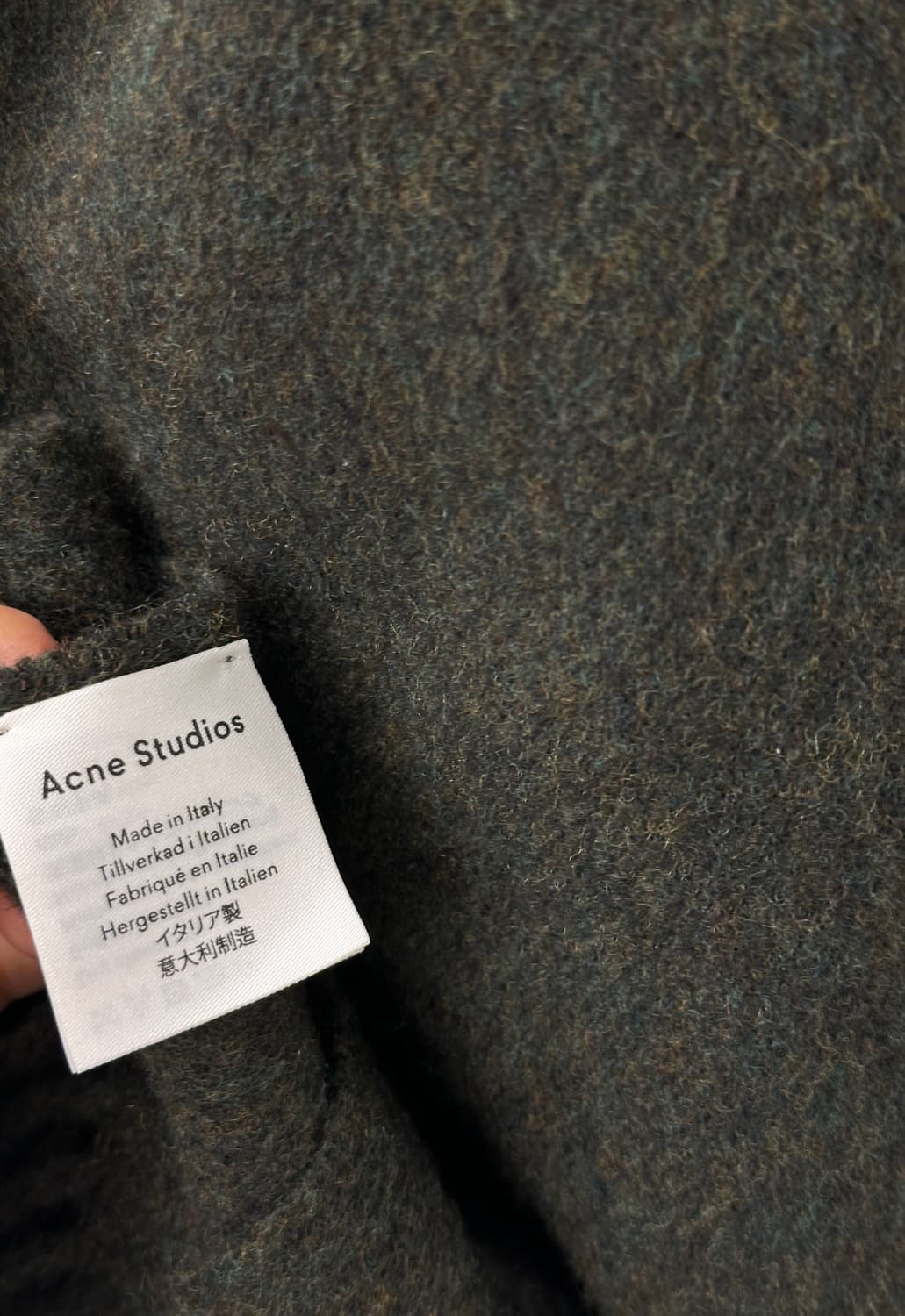 아크네스튜디오 울 머플러 딥카키  상품이미지5