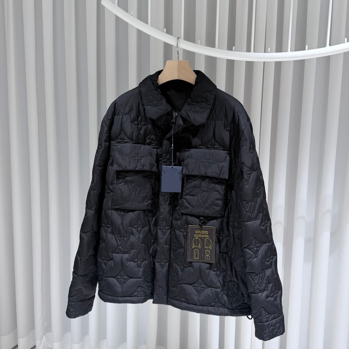 (S+ / 56) / 루이비통 모노그램 플라워 블루종 패딩 자켓 상품이미지2