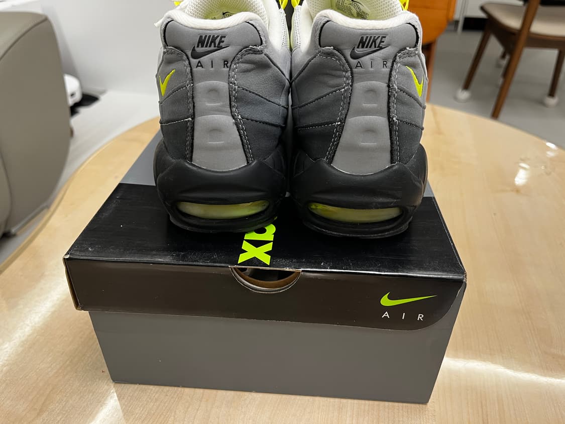 나이키 맥스95 네온 2020 상품이미지2