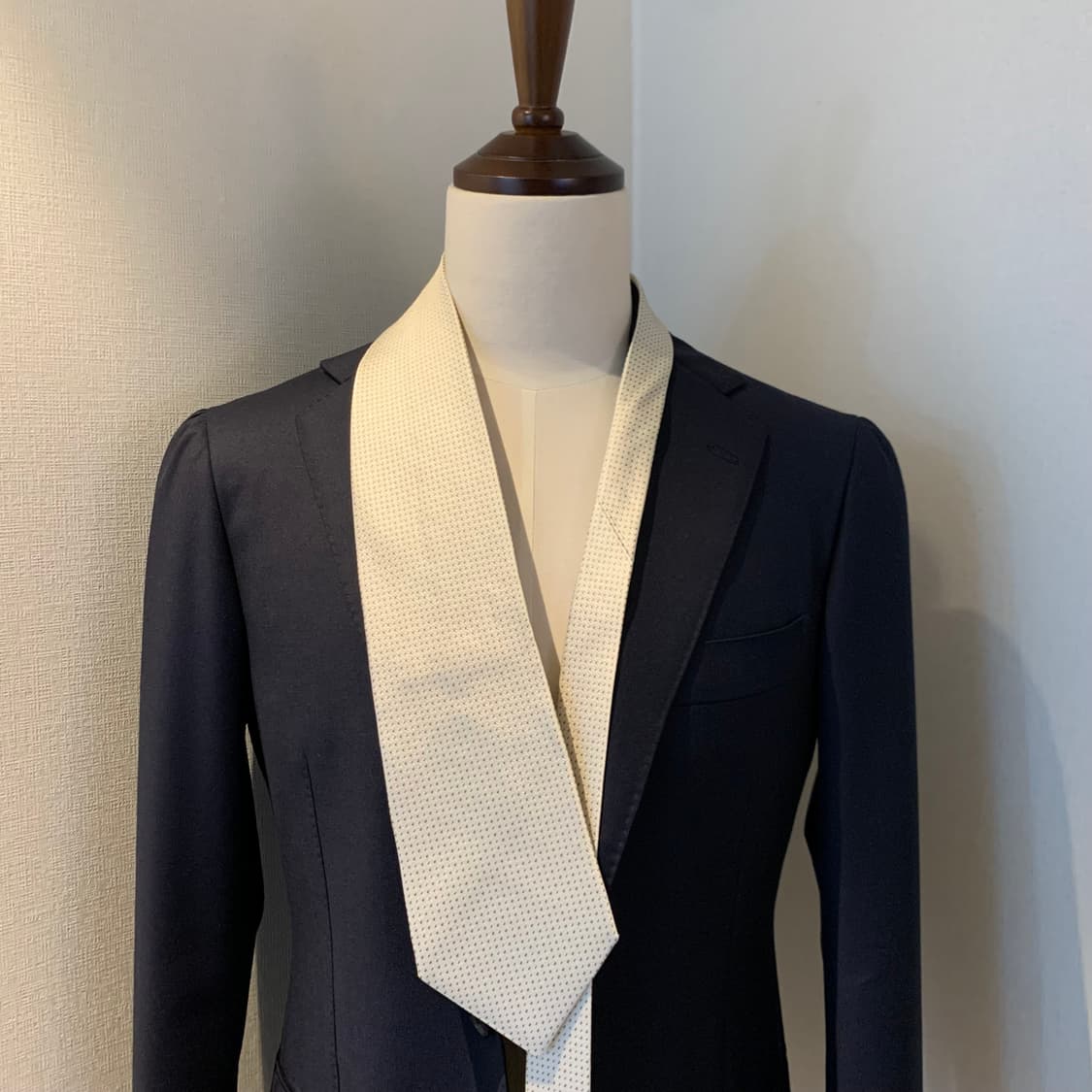 조르지오 알마니 명품넥타이 화이트컬러 100실크 A+등급 상품이미지1