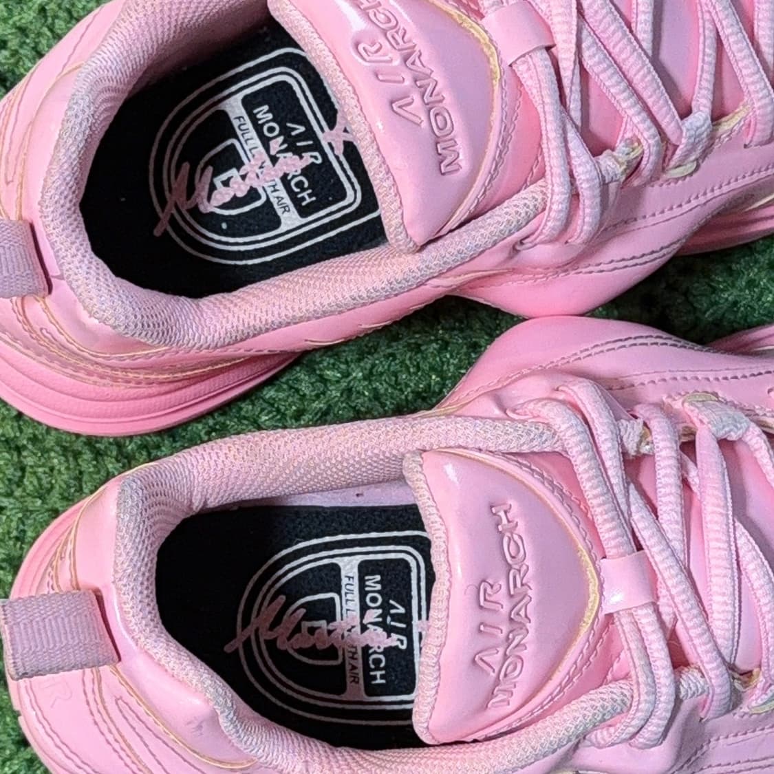 마틴로즈 X 나이키 에어 모나크 핑크 상품이미지8