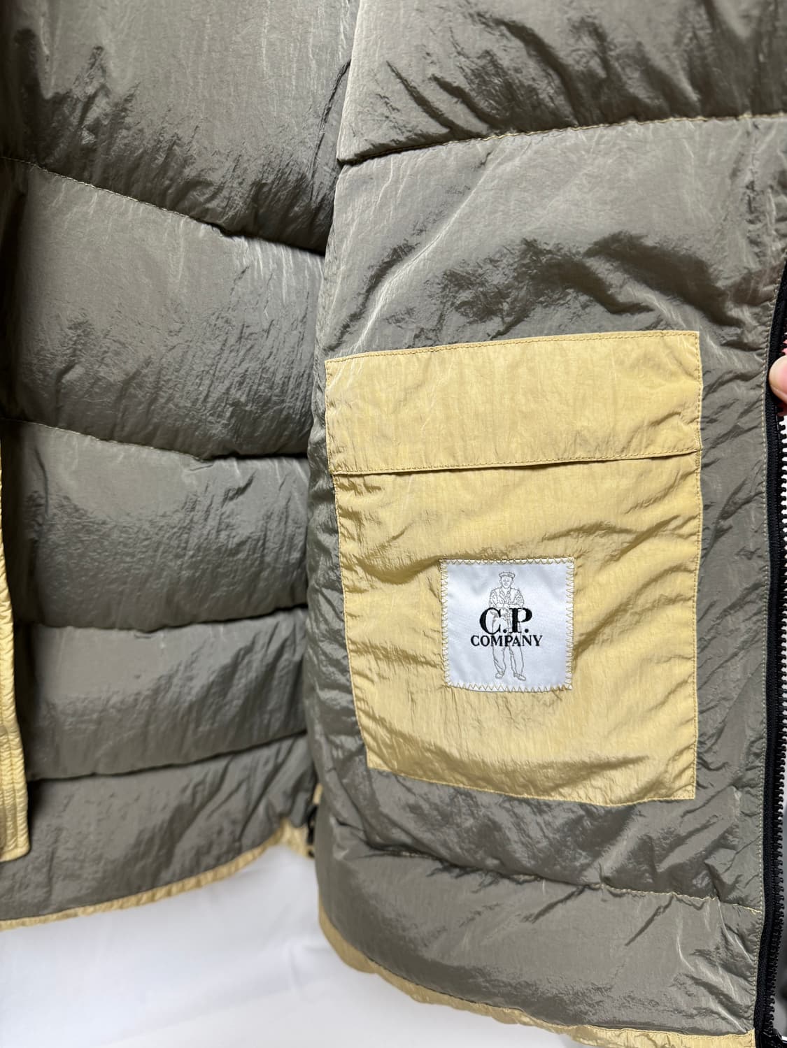 CP 컴퍼니 에코 크롬 R 다운자켓 50 상품이미지7