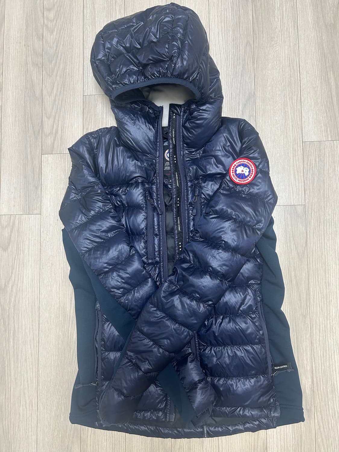 캐나다구스 경량패딩 상품이미지1