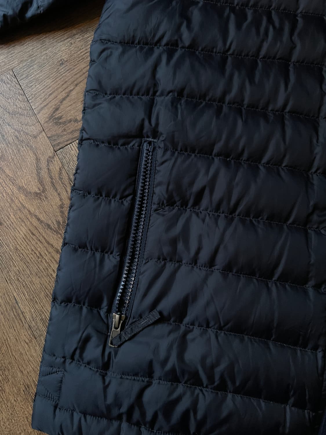 [S]파타고니아 네이비 다운스웨터 덕다운 경량 패딩 상품이미지5