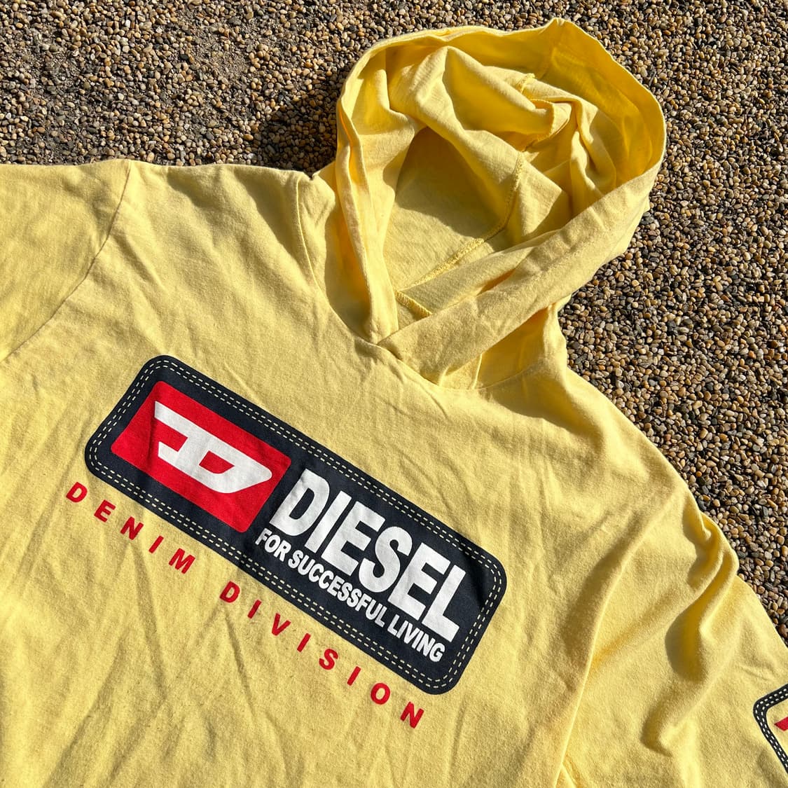 디젤(DIESEL)옐로우 후드 반팔티 상품이미지2