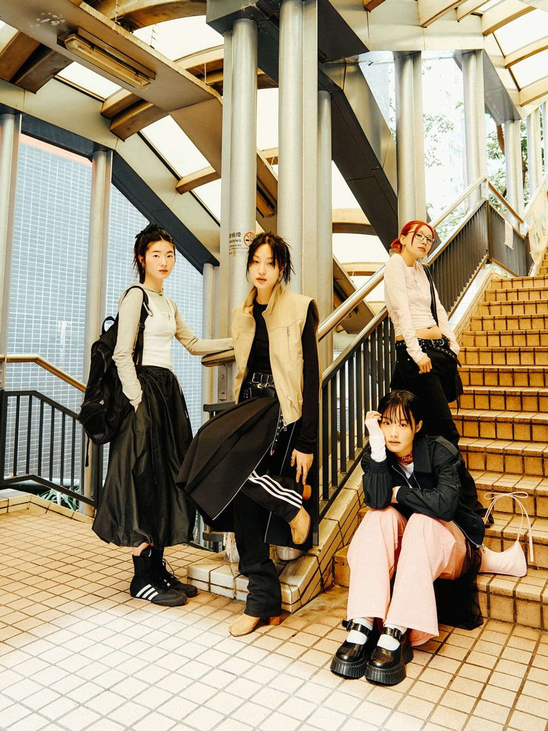 LCDC 사이드 지퍼 플리츠 스커트, 스터드 와이드 레더 벨트 상품이미지9