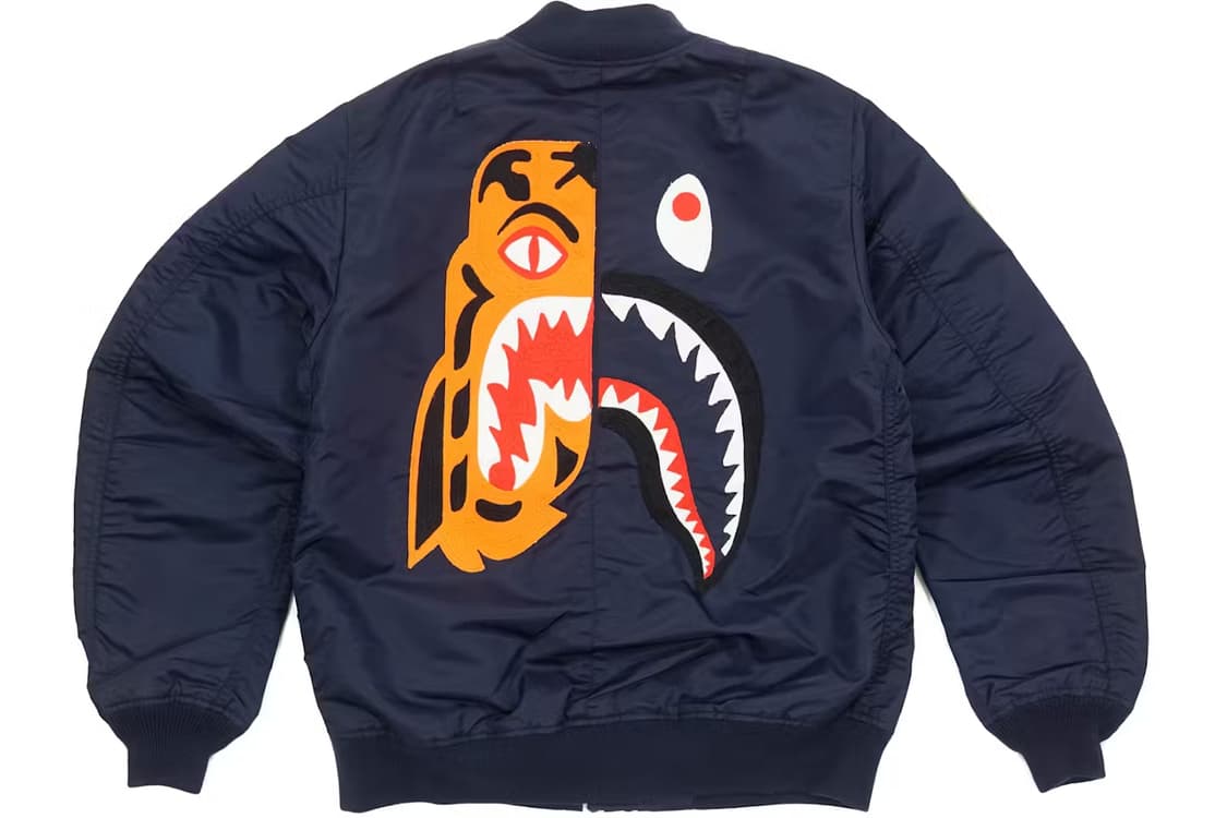 [판매] 베이프(A BATHING APE) 스플릿 타이거 샤크 ma-1 상품이미지1