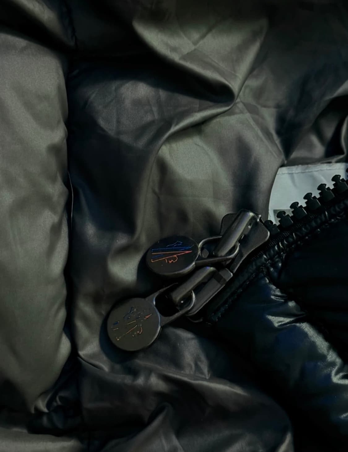 몽클레어 유광 마야 6사이즈 상품이미지4