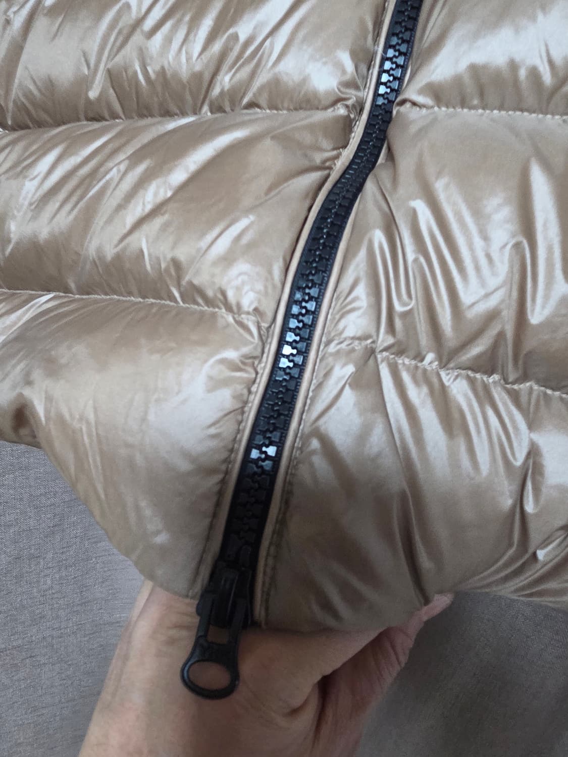 몽클로고다운패딩 3사이즈 상품이미지2