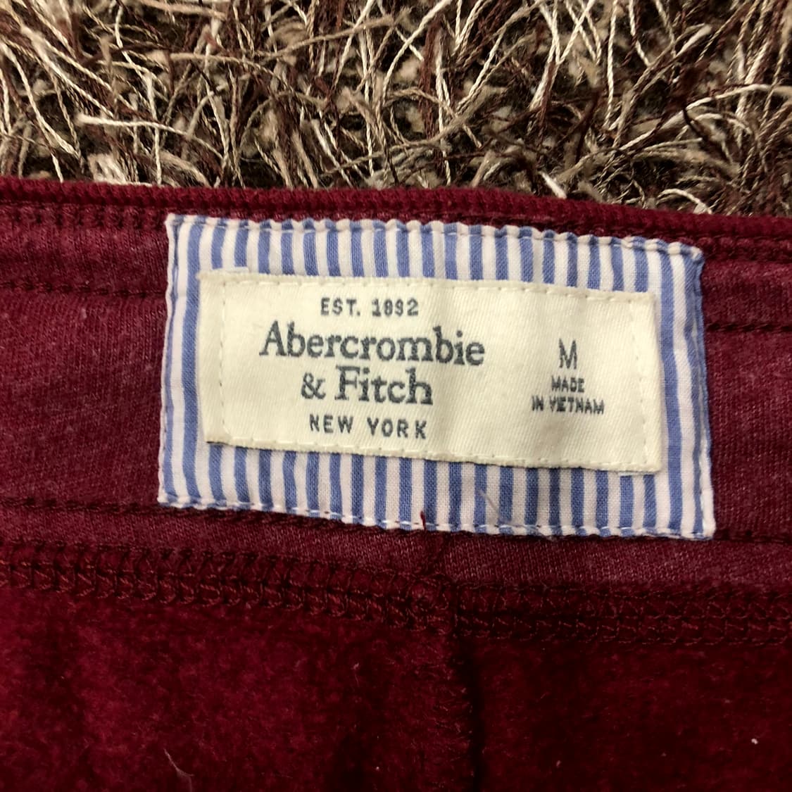  M 아베크롬비 버건디 트레이닝 스웻 팬츠 상품이미지3