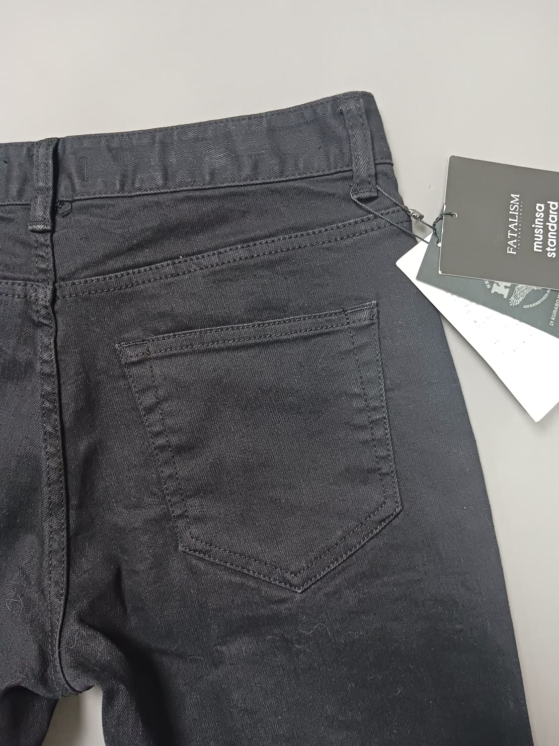 새제품 [30] 무신사 스탠다드 x 페이탈리즘 쿠라보원단 블랙 크롭진 상품이미지9