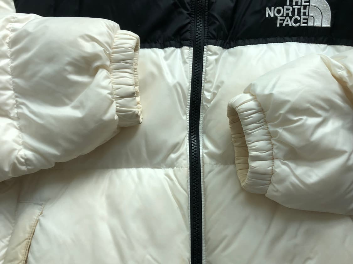 노스페이스 화이트패딩 상품이미지3