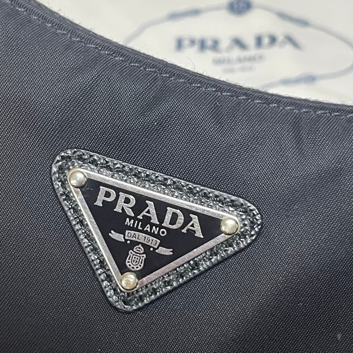 프라다 리에디션 2005 리나일론 숄더백 1BH204 상품이미지9