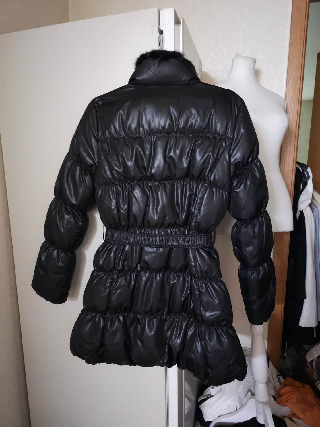 마이클코어스 밍크트리밍 다운패딩 상품이미지6