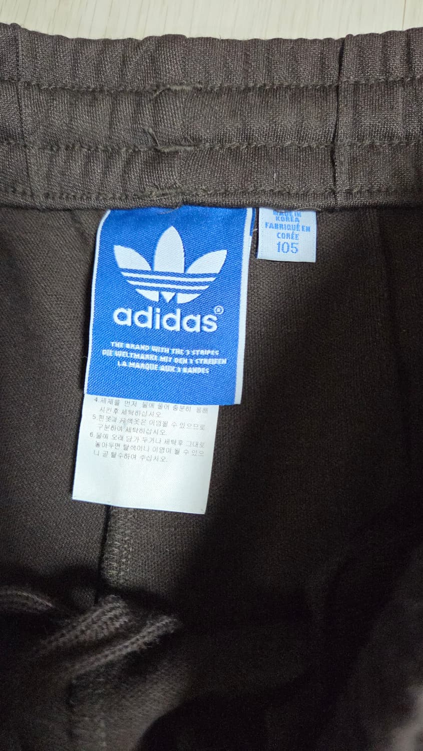 (착샷) 아디다스 유로파 트랙 팬츠  상품이미지4
