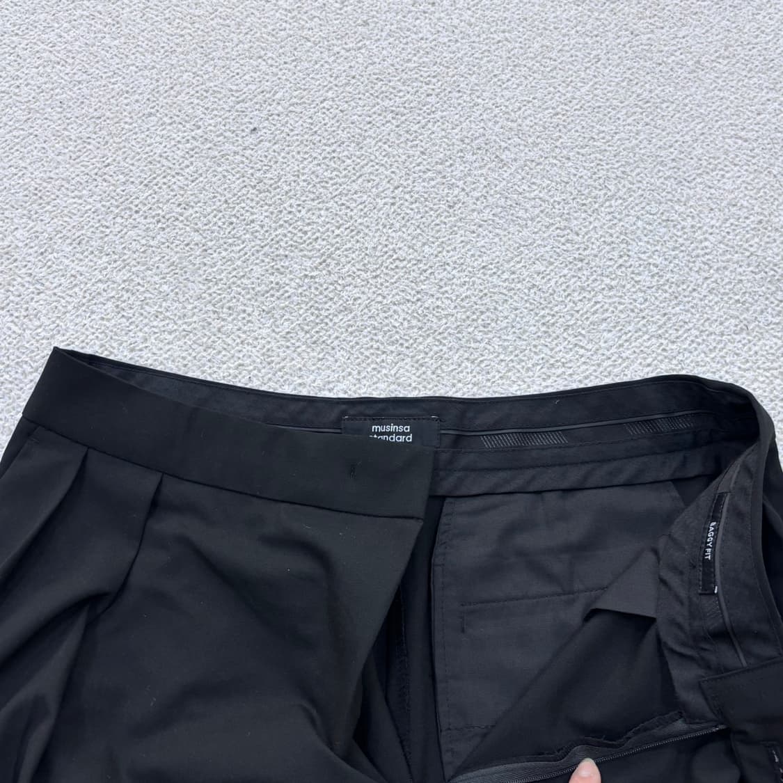 27 무신사스탠다드 여성 블랙 와이드 슬랙스 0506E 상품이미지5