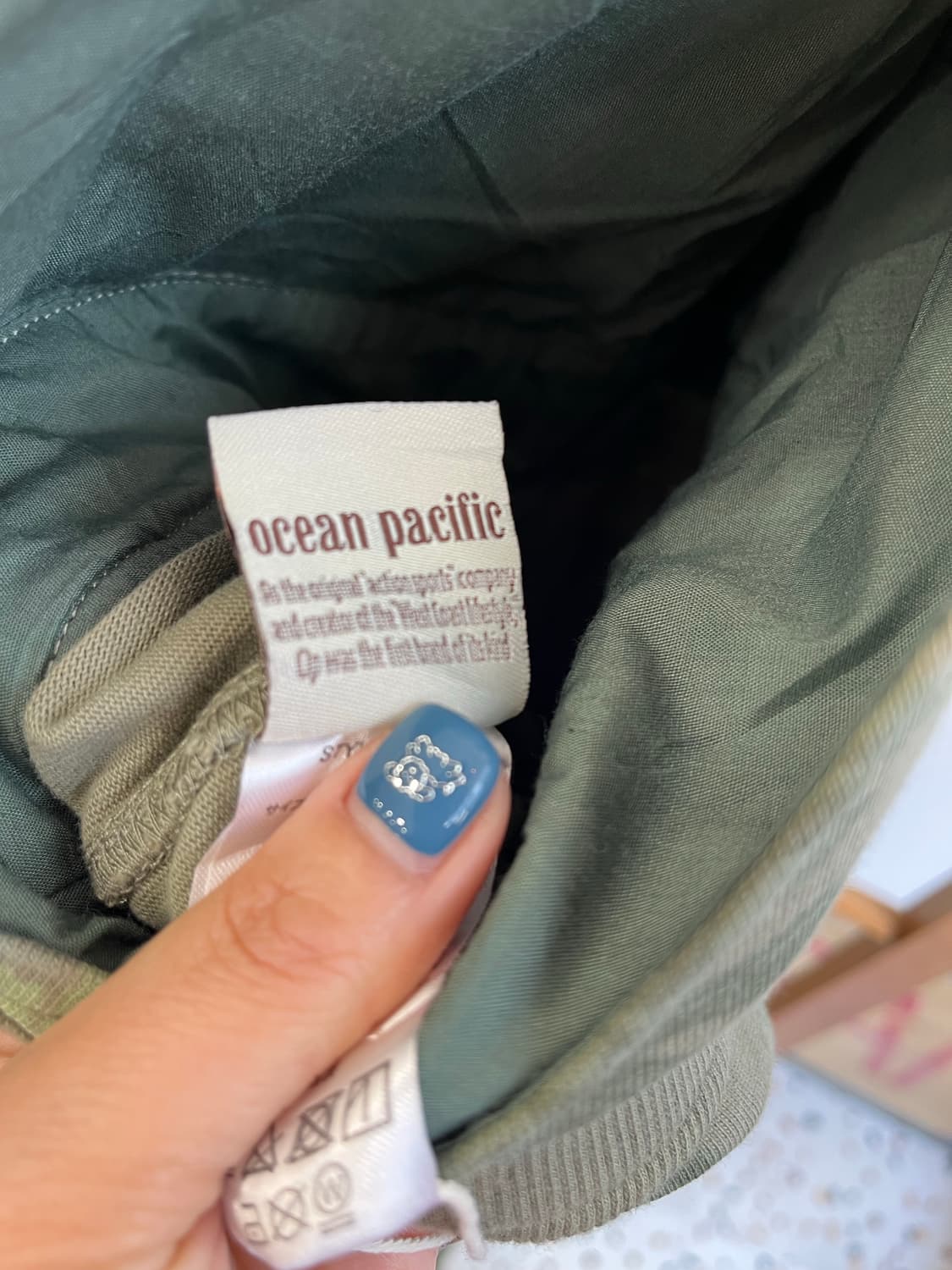 오션퍼시픽 카키색 플라워 패턴 멜빵 치마 상품이미지8