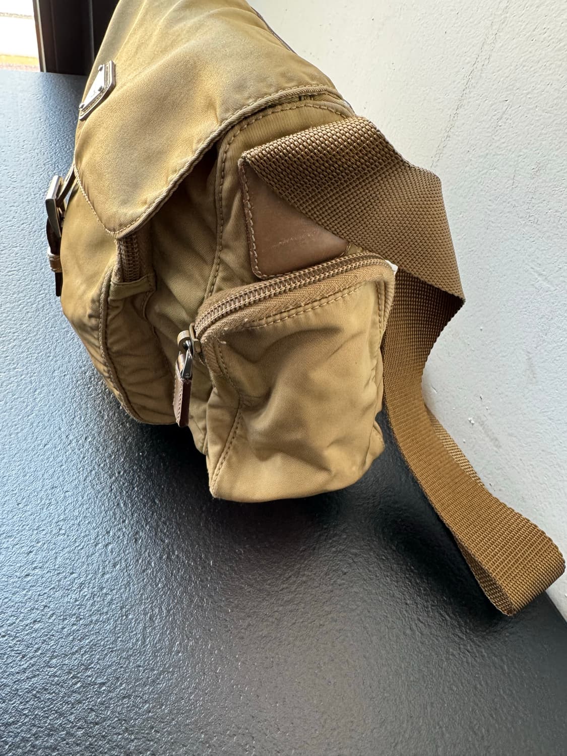 프라다 리나일론 크로스백(정품) 상품이미지3