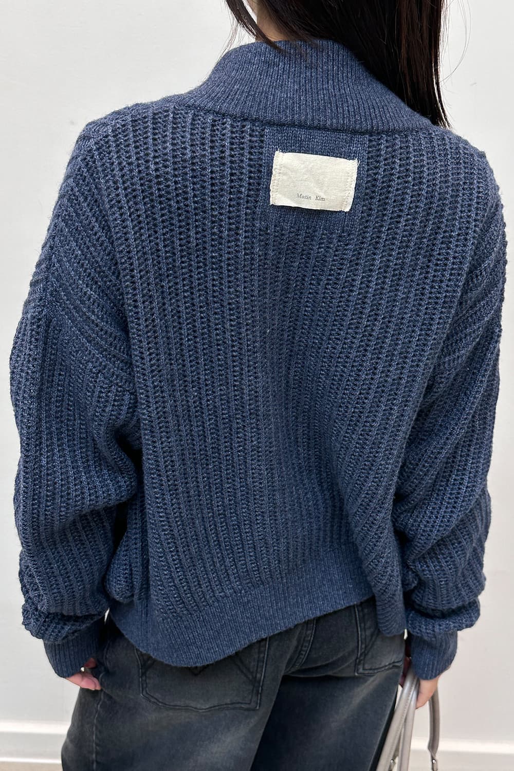 마뗑킴 니트 집업 VOLUME POCKET KNIT ZIP UP 상품이미지5