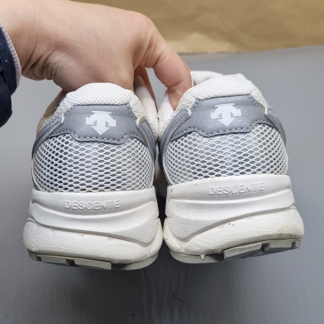 데상트 트리본 운동화250  상품이미지4