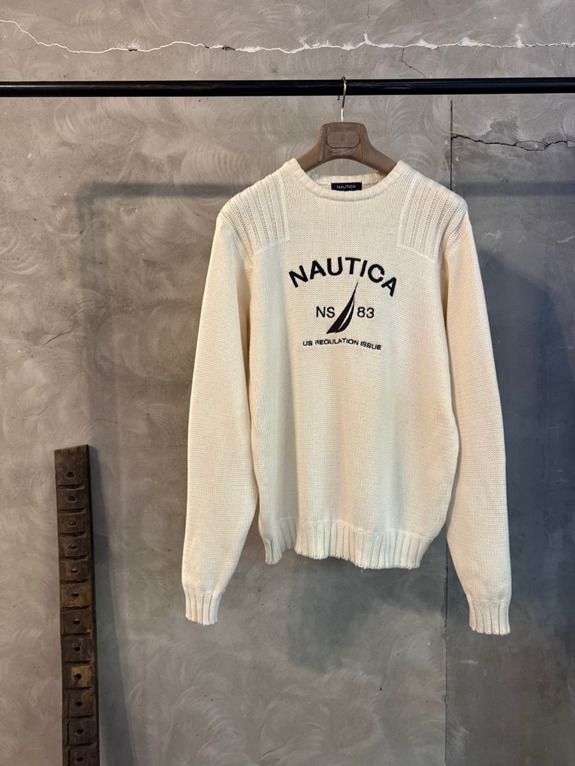 노티카 그래픽 니트 100 상품이미지1