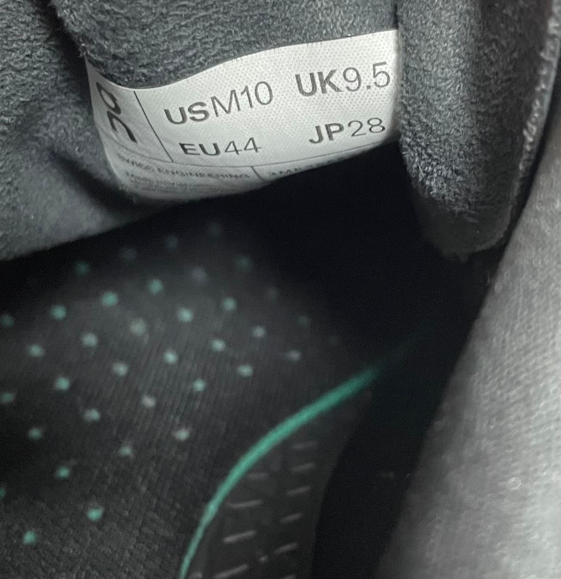 파프 온 클라우드벤쳐 피크 블랙 280 상품이미지5