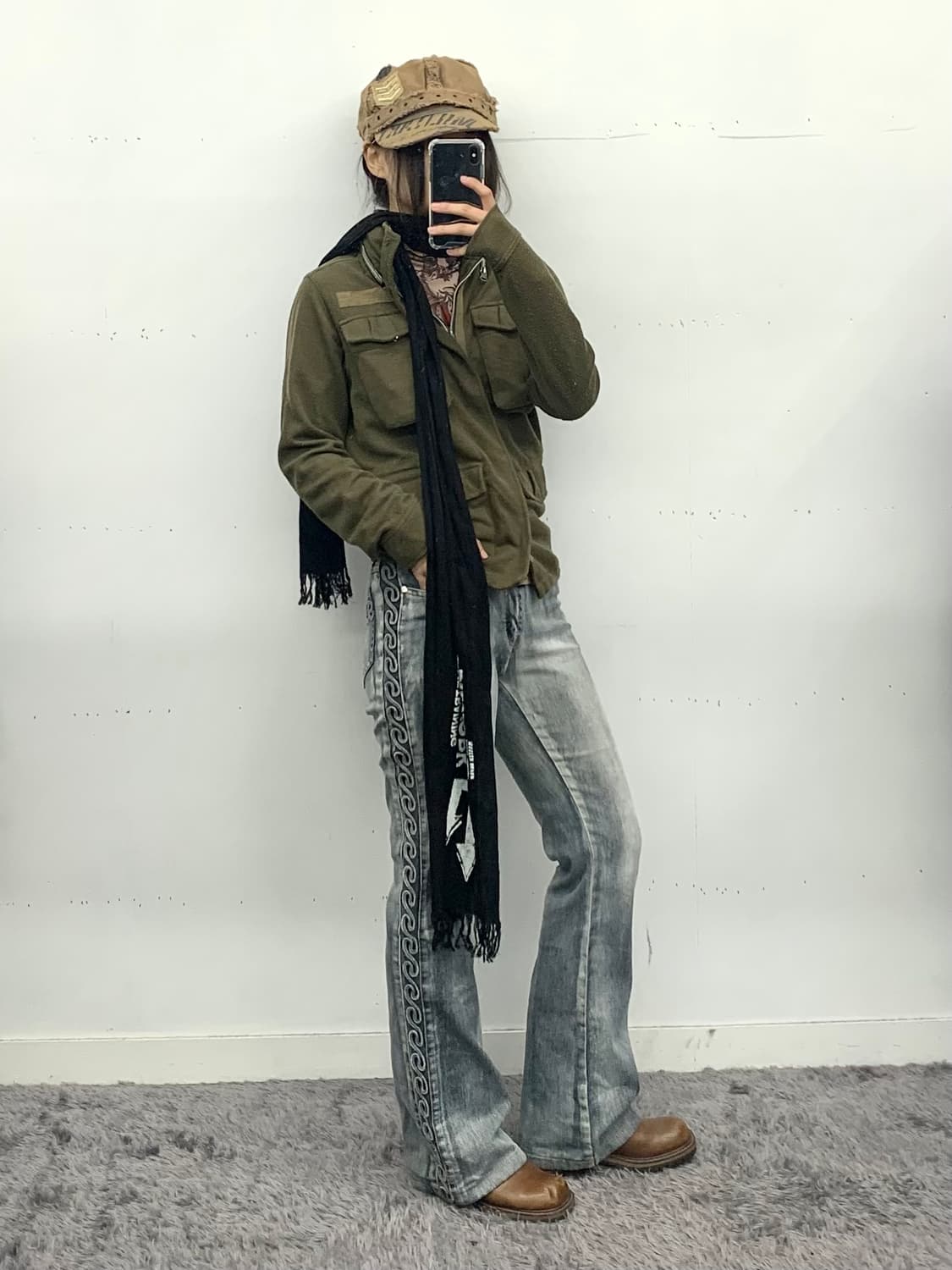 사이드 디테일 부츠컷 그레이 데님 상품이미지1