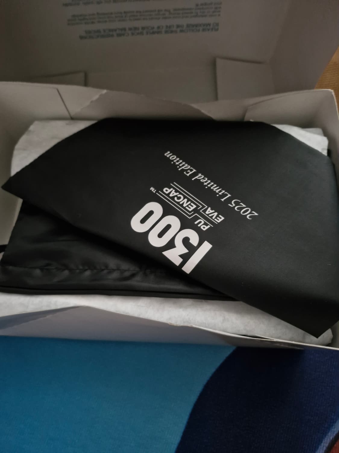 뉴발란스 1300 메이드 인 USA 미라지 그레이 모뉴먼트 상품이미지3