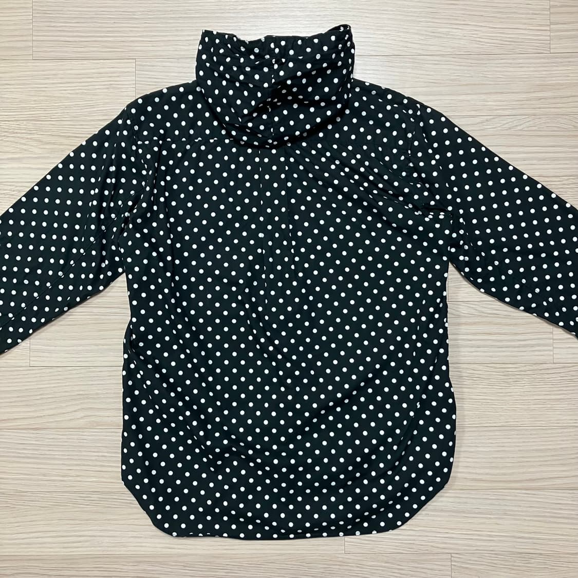 [Comme des Garcons] 블랙 도트 후드 셔츠 상품이미지3