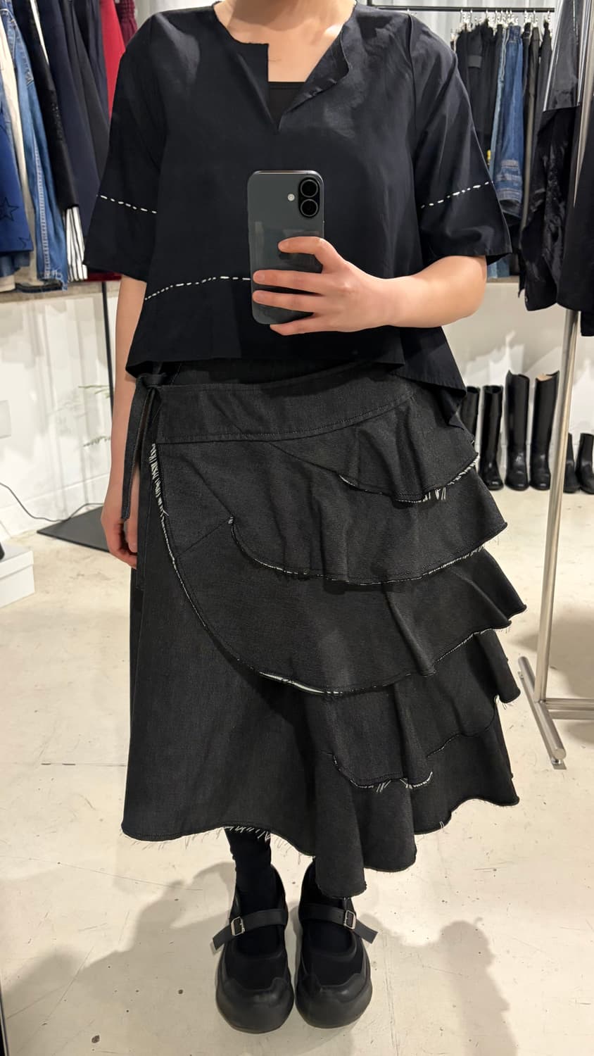 Stitch Asymmetry Half Blouse 상품이미지9