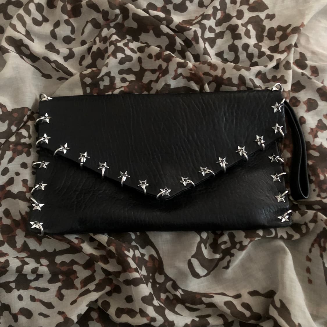 ASH 아쉬 스터드 피어스 트리밍 리얼 레더 클러치 빈티지 갸루 펑크 상품이미지1