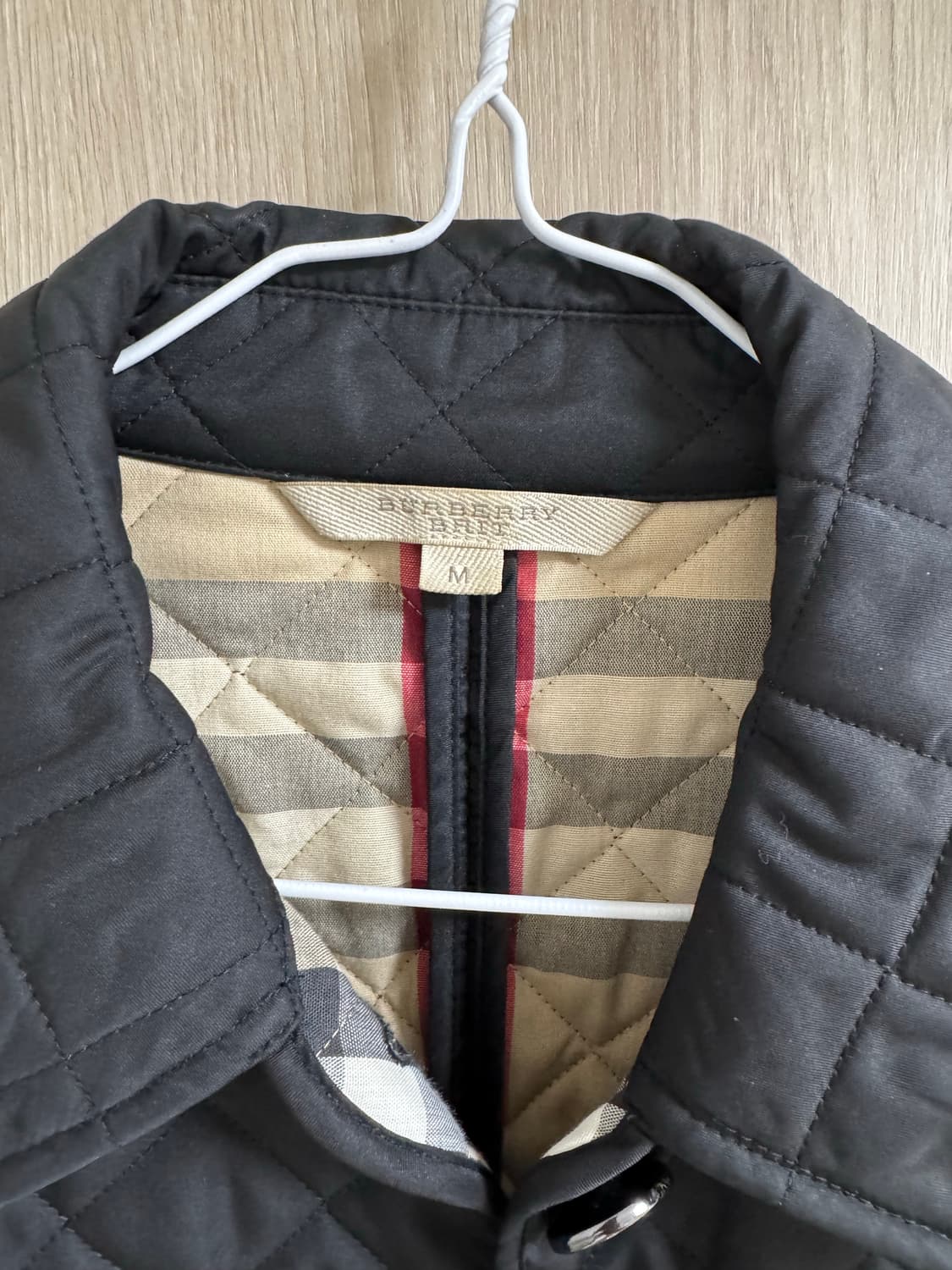 버버리 브릿 퀼팅 자켓 블랙 M 상품이미지3