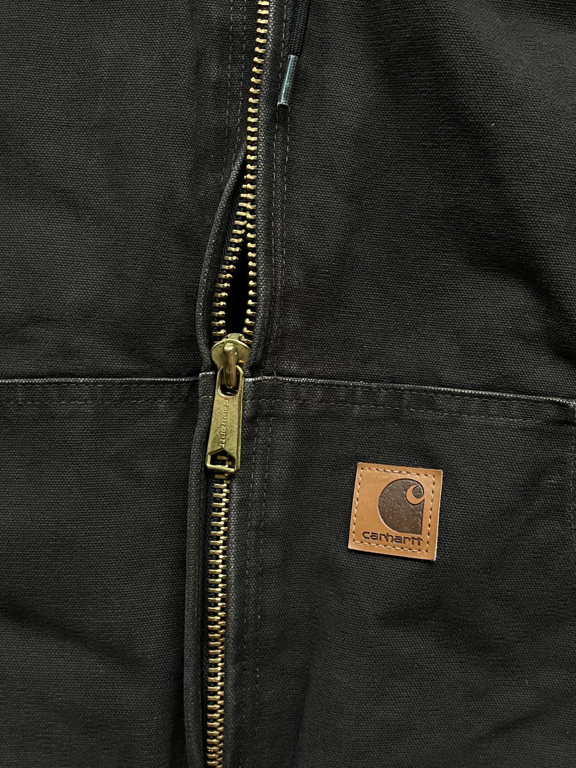 칼하트 j130 DKB 다크 브라운 액티브 자켓 샌드스톤 상품이미지5