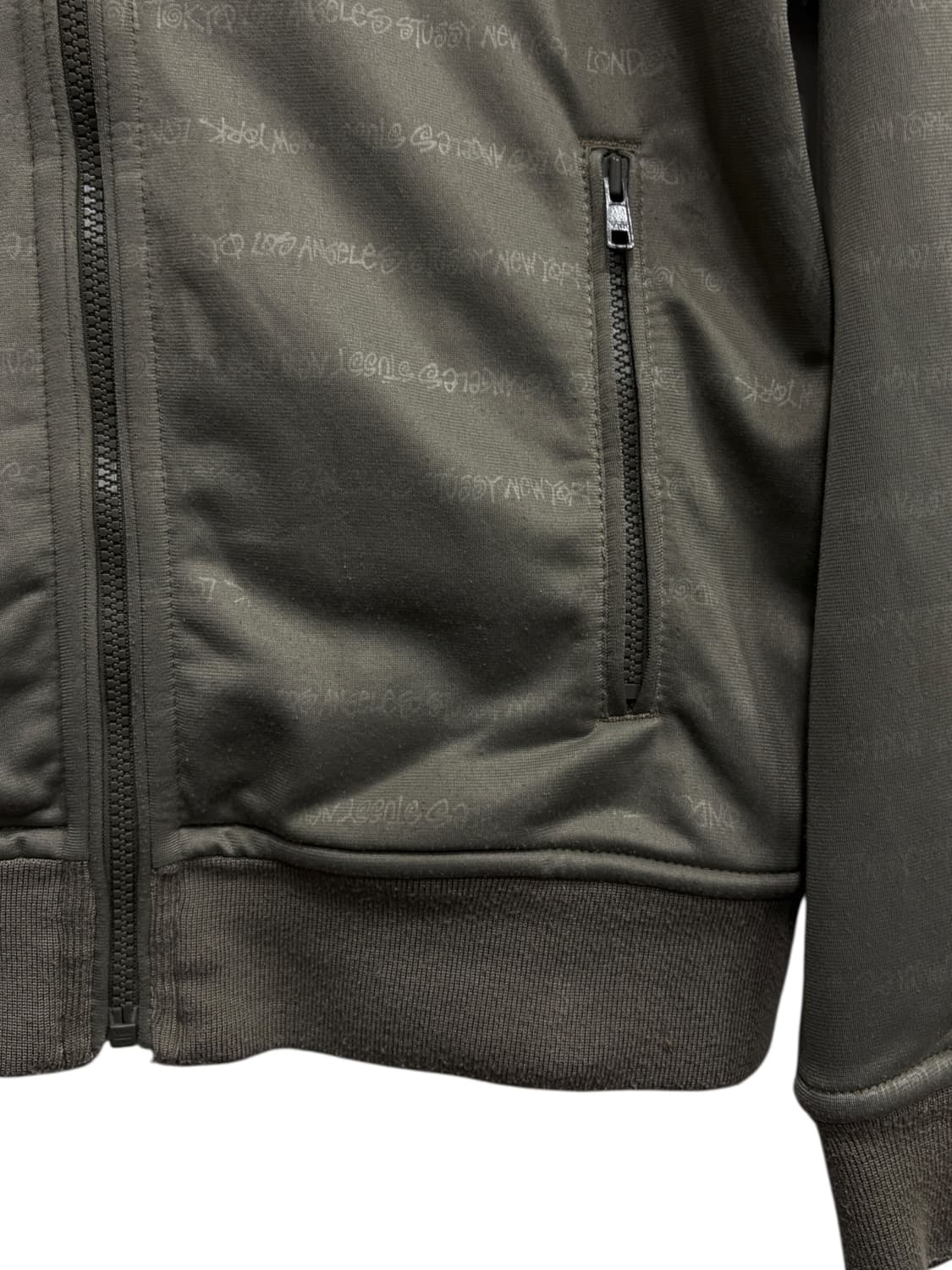 스투시 어쎈틱 기어 집업 상품이미지3