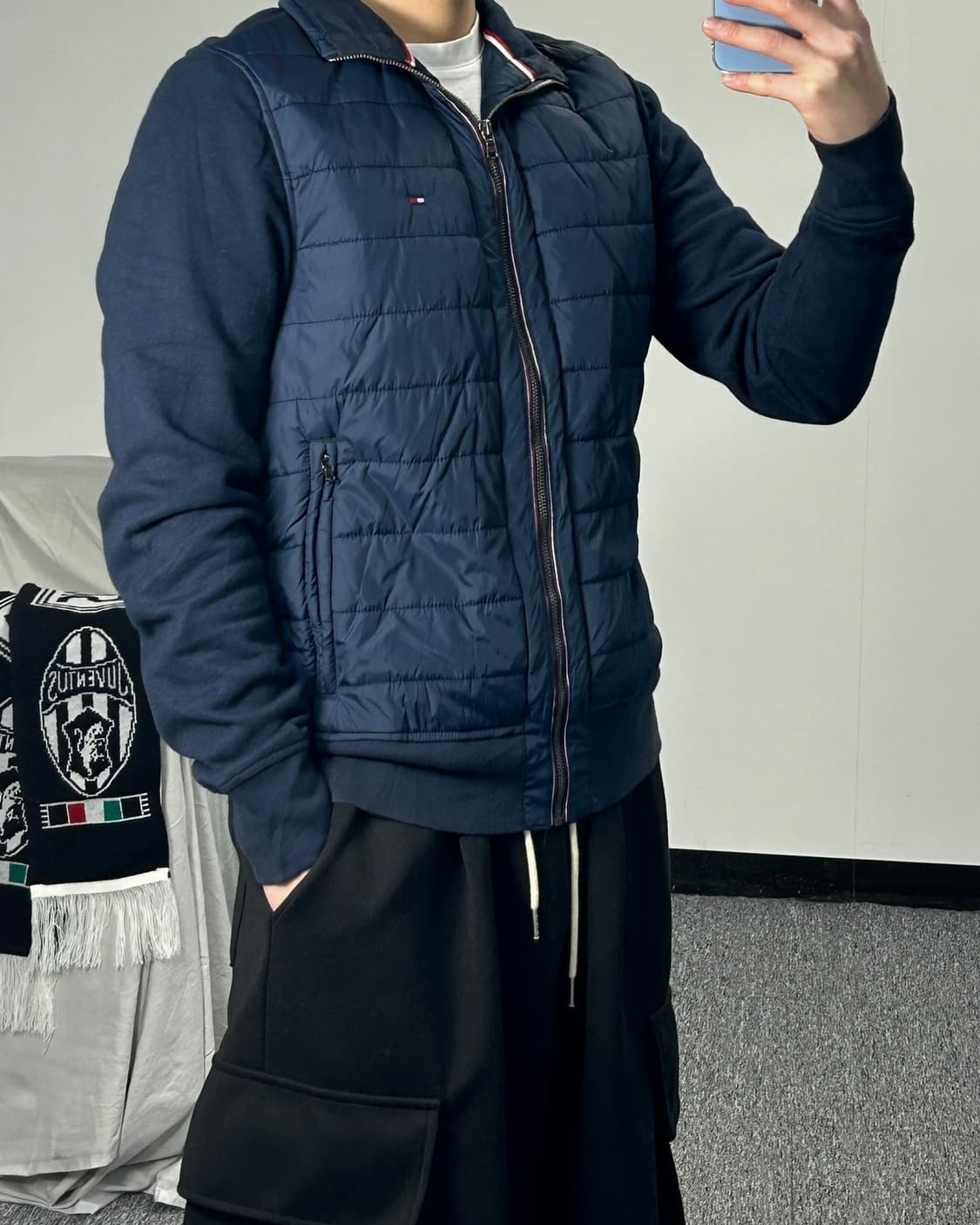 타미힐피거 네이비 경량 패딩 집업 상품이미지2