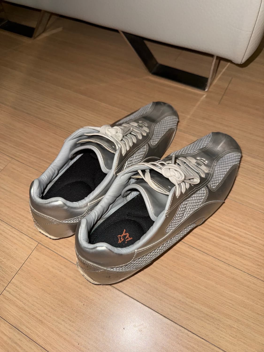 야세 프라다 스니커즈 상품이미지2