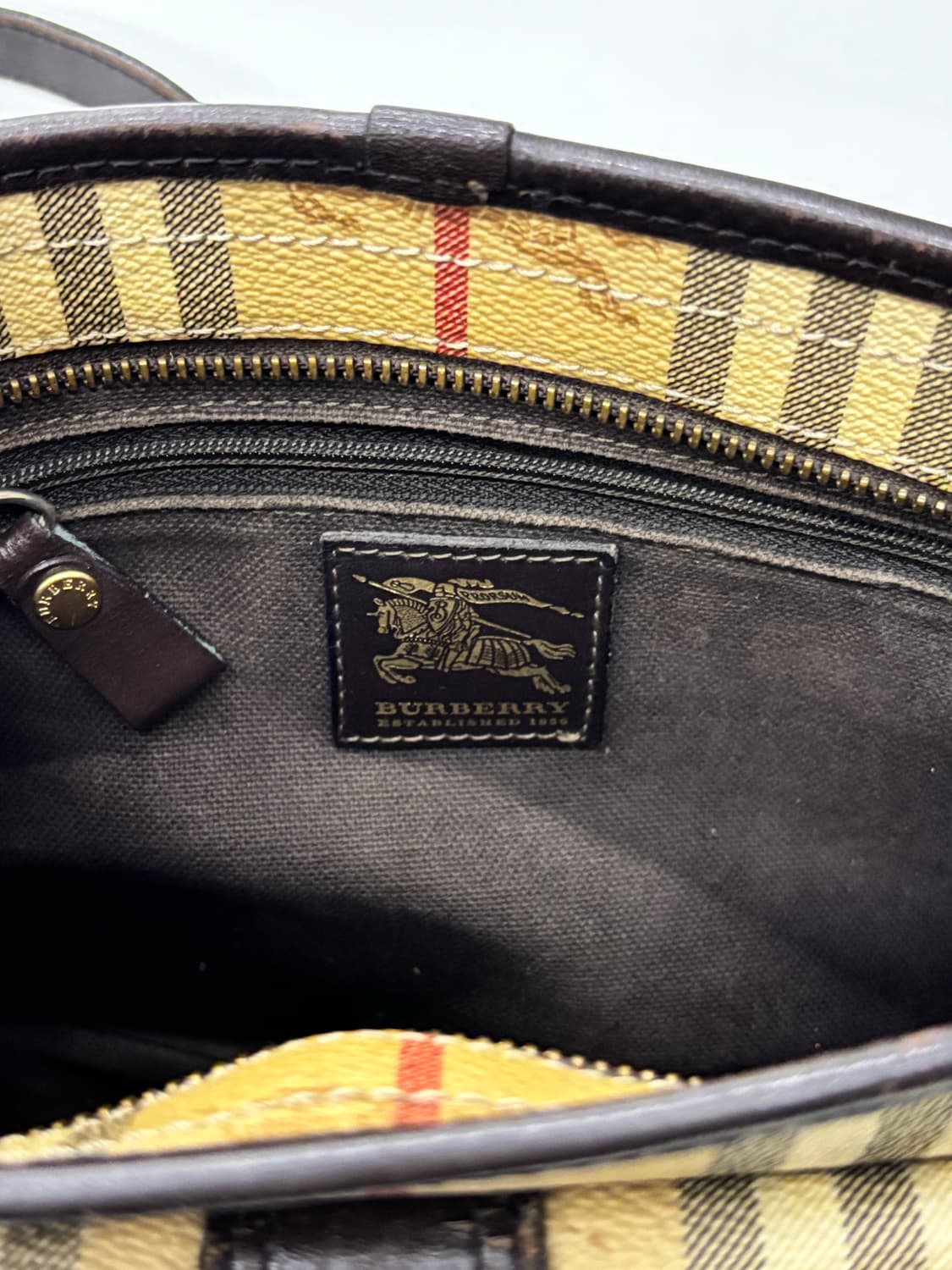 Burberry 버버리 노바체크 버클 크로스백 상품이미지6
