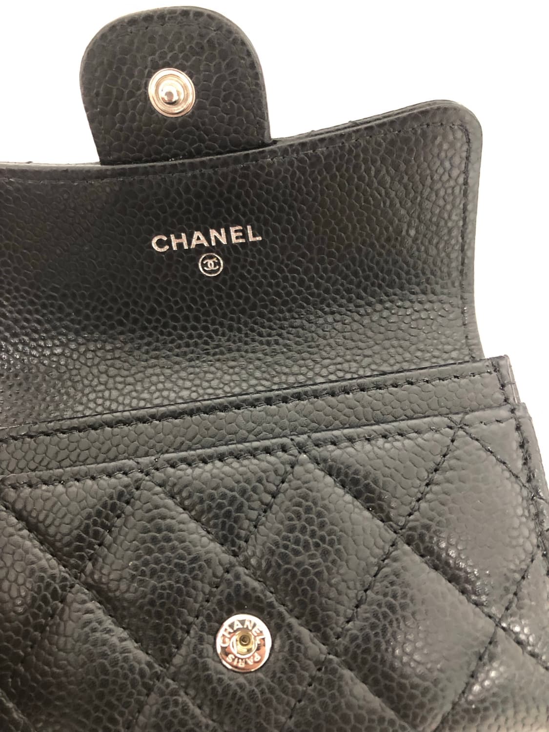 샤넬 캐비어 지갑 상품이미지3